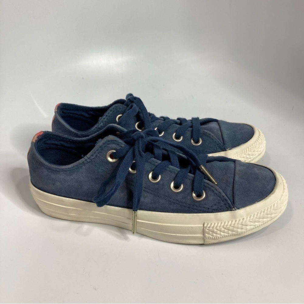 Converse suede leather sneakers size 5